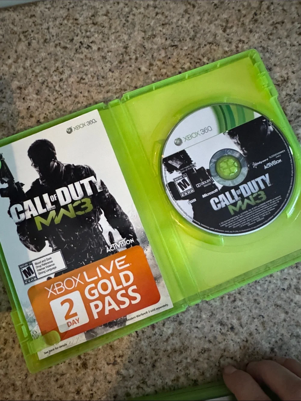 Call of Duty Xbox 360 Game Bundle - Green Cases